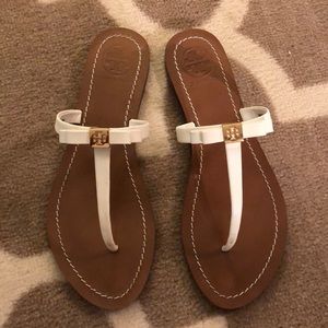 Tory Burch Leighanne flat thong patent sandal